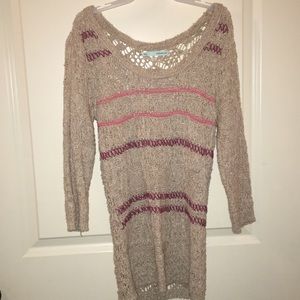 Small Maurice’s sweater